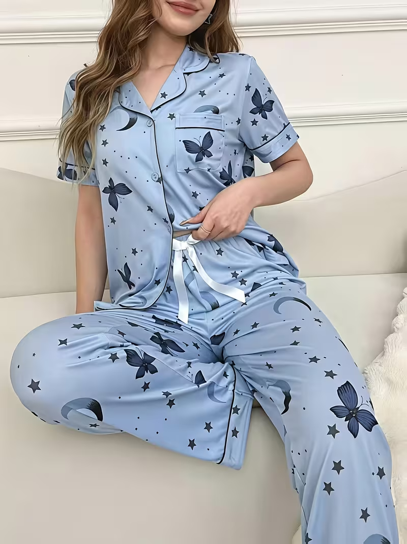Pijama pantalon corto con estampado de mariposas - Imagen 3